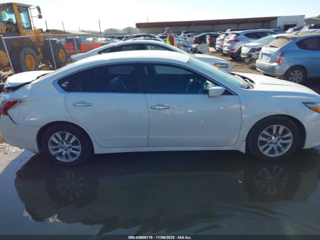 Nissan Altima 2.5 S Image 9