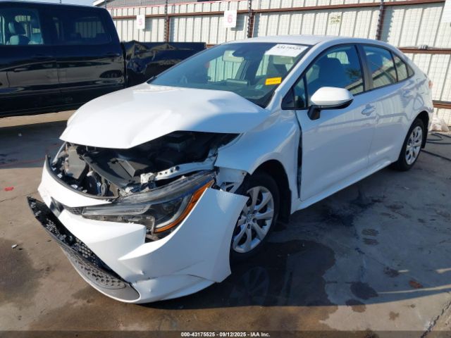 Toyota Corolla Le Image 4