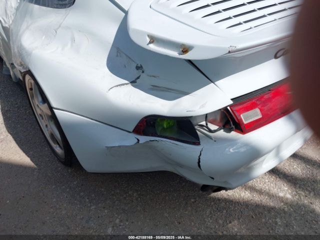 Porsche 911 Image 15