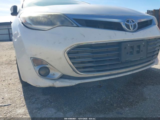 Toyota Avalon Xle Premium Image 11