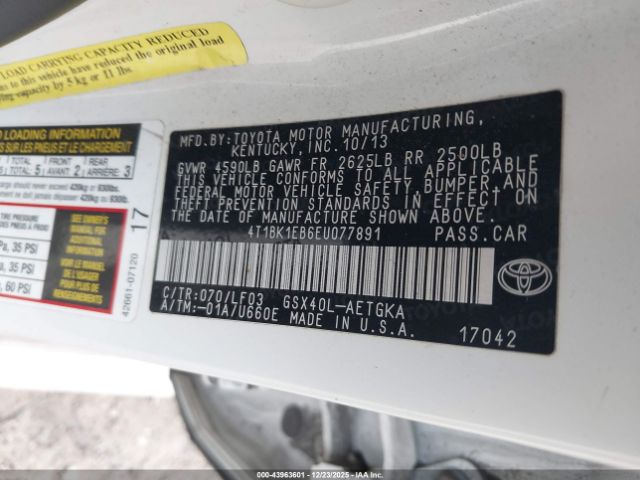 Toyota Avalon Xle Premium Image 2