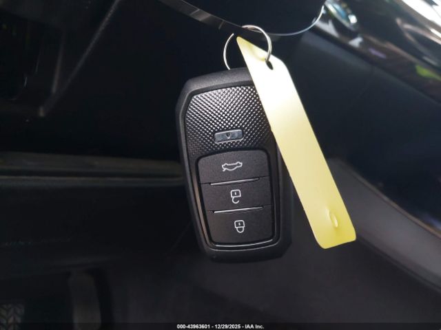 Toyota Avalon Xle Premium Image 14