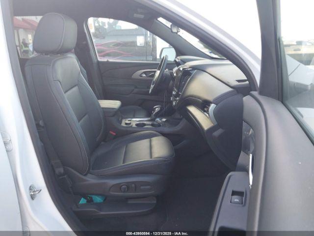 Chevrolet Traverse Fwd Lt Leather Image 6