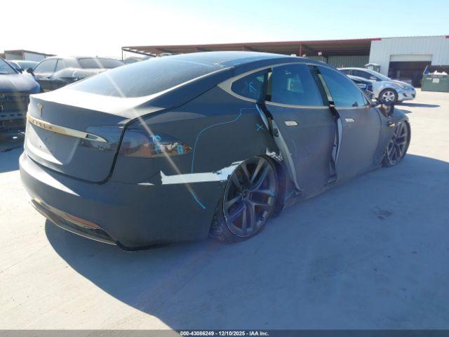 Tesla Model S Dual Motor All-wheel Drive Image 4