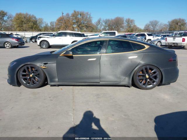 Tesla Model S Dual Motor All-wheel Drive Image 12