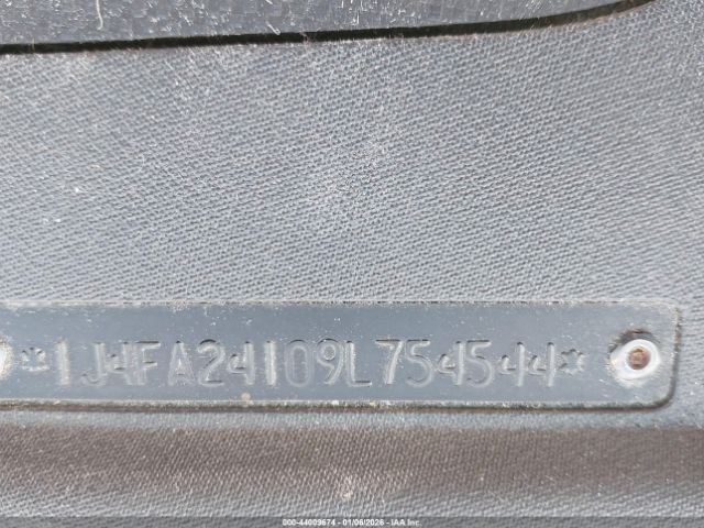 Jeep Wrangler X Image 14