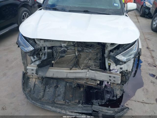 Toyota Highlander Xle Image 6