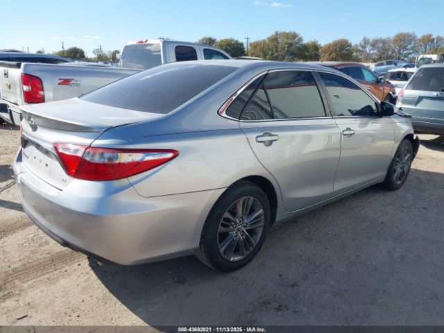 Toyota Camry Se Image 15