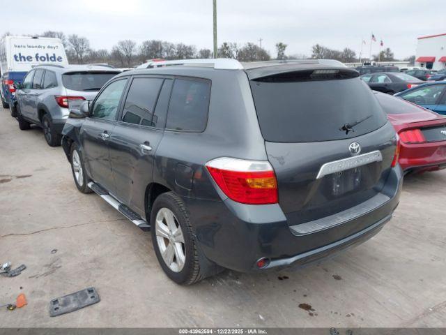 Toyota Highlander Limited V6 Image 8