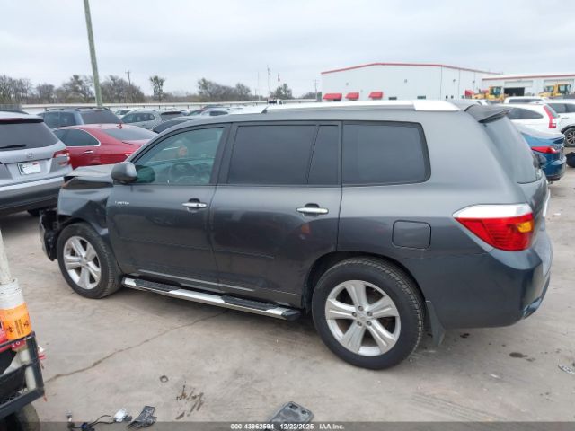Toyota Highlander Limited V6 Image 16