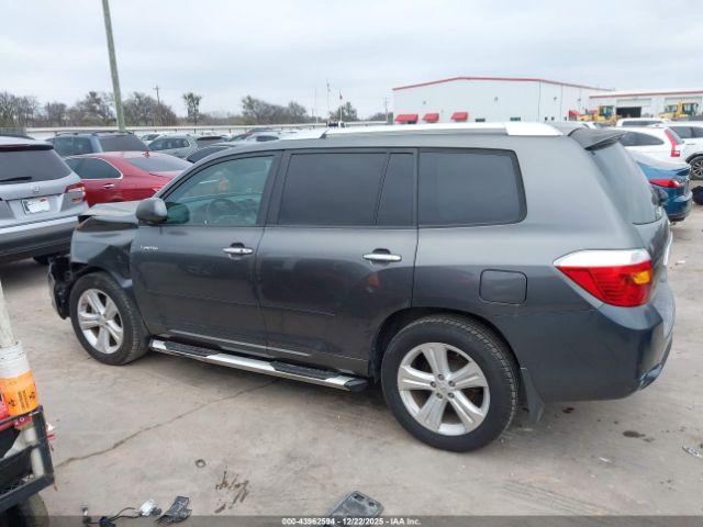 Toyota Highlander Limited V6 Image 16