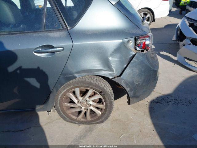 Mazda Mazda3 I Grand Touring Image 17