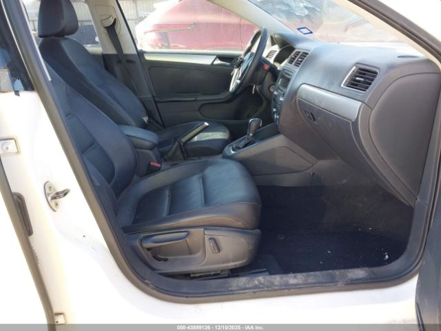 Volkswagen Jetta Se Image 15