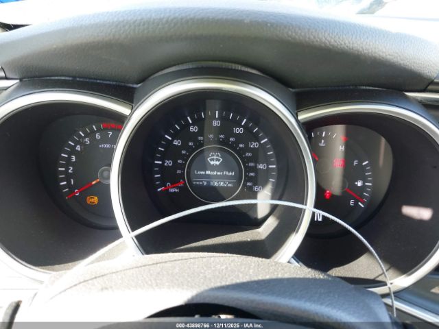 Kia Optima Lx Image 8