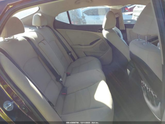 Kia Optima Lx Image 9