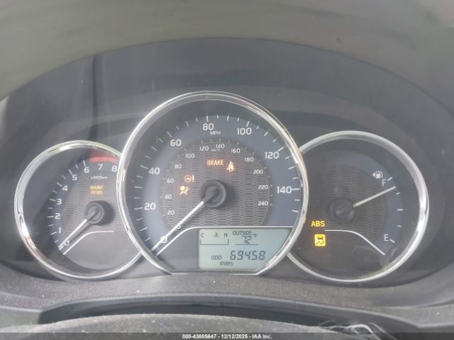 Toyota Corolla Le Plus Image 9