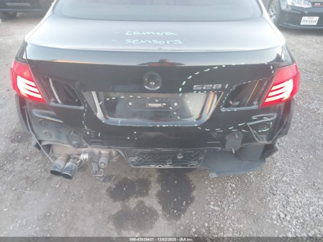 BMW 5 Series Image 7