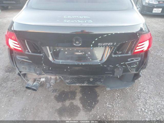 BMW 5 Series Image 7