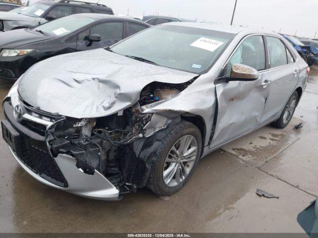 Toyota Camry Se Image 4