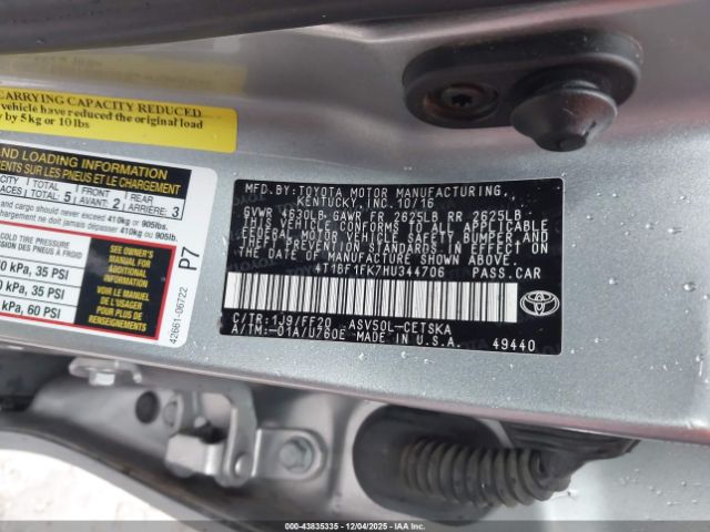 Toyota Camry Se Image 5