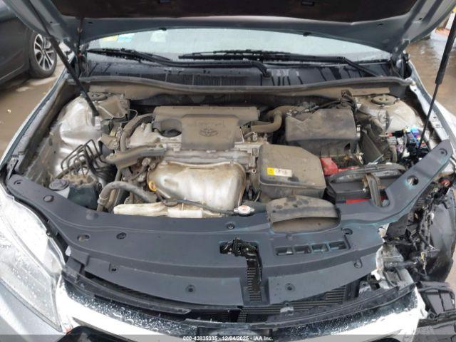 Toyota Camry Se Image 13