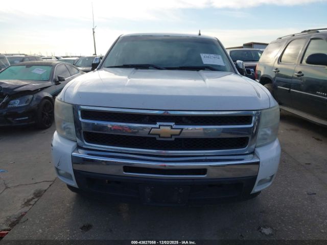 Chevrolet Silverado 1500 Lt Image 5