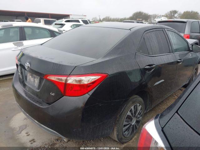 Toyota Corolla Le Image 4