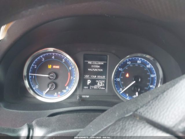 Toyota Corolla Le Image 8