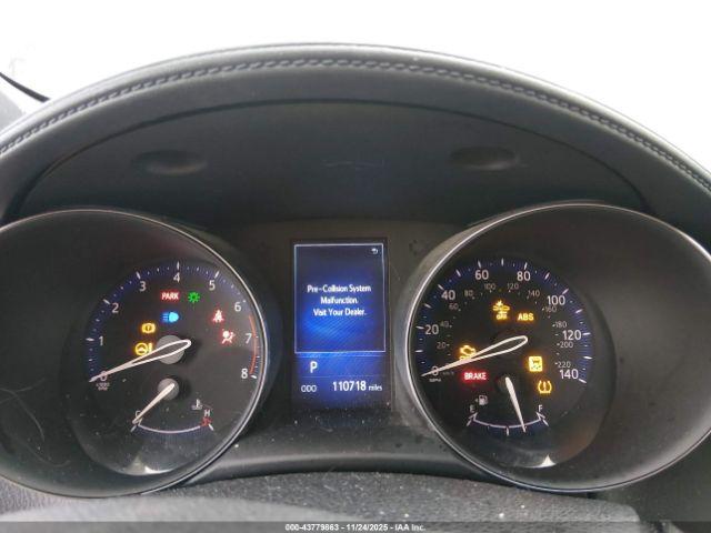 Toyota C-HR Xle Image 4