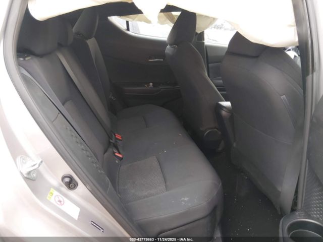 Toyota C-HR Xle Image 14