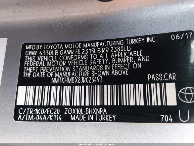 Toyota C-HR Xle Image 13