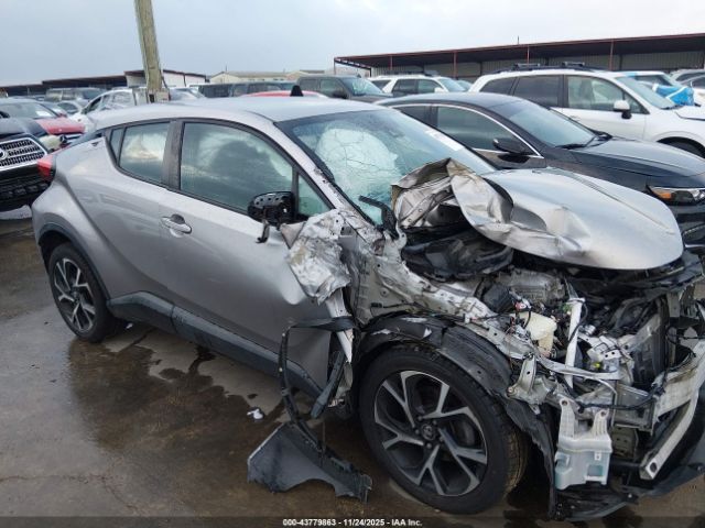 Toyota C-HR Xle Image 16