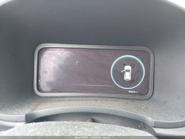 Hyundai KONA Limited Image 5