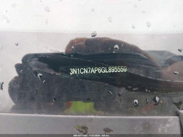 Nissan Versa Image 9