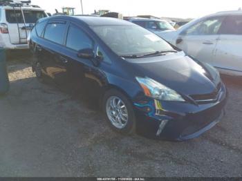  Salvage Toyota Prius v