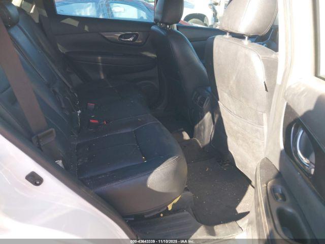 Nissan Rogue Sv Image 7