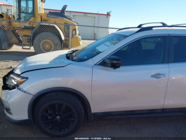 Nissan Rogue Sv Image 3