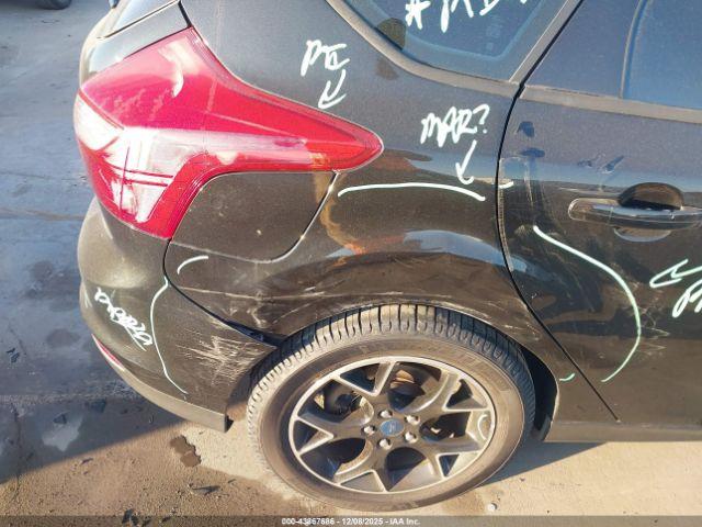 Ford Focus Se Image 8