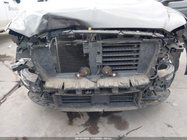 Lincoln Nautilus Reserve Image 5