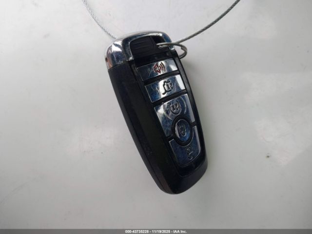 Lincoln Nautilus Reserve Image 10