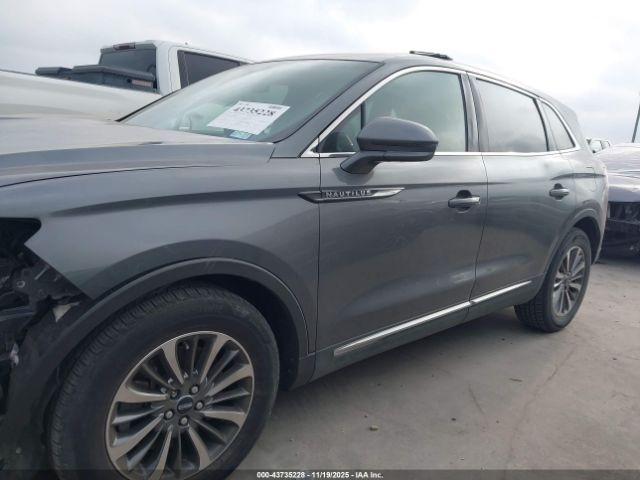 Lincoln Nautilus Reserve Image 12