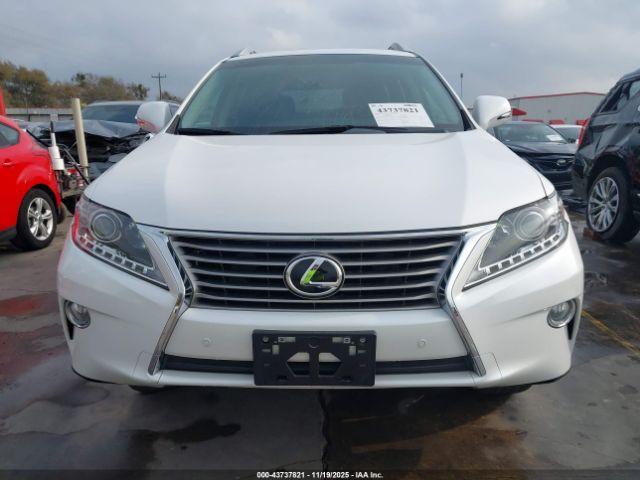 Lexus RX Image 12