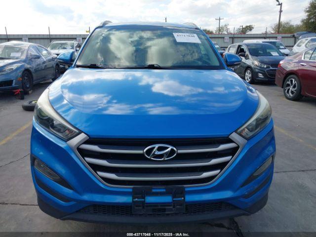 Hyundai TUCSON Se Plus Image 4