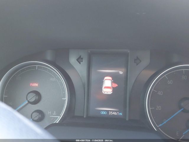 Toyota Venza Le Image 2