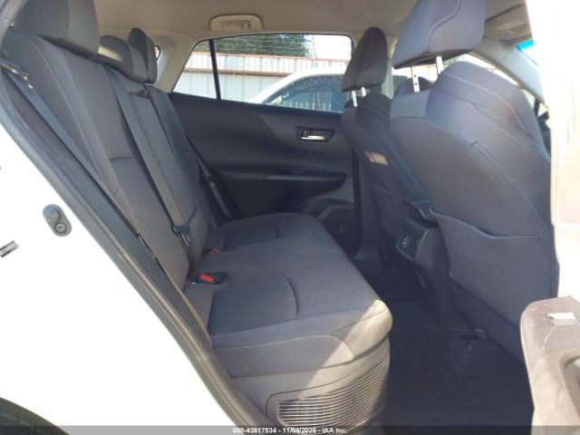 Toyota Venza Le Image 15