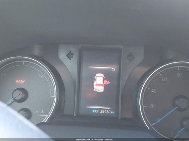 Toyota Venza Le Image 13