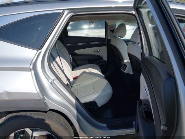 Hyundai TUCSON Limited Image 8