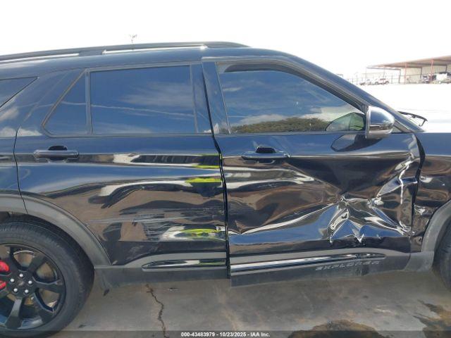 Ford Explorer St Image 7