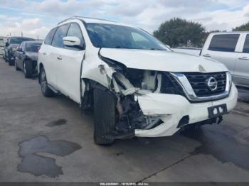  Salvage Nissan Pathfinder