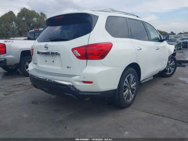 Nissan Pathfinder Sv 2wd Image 10